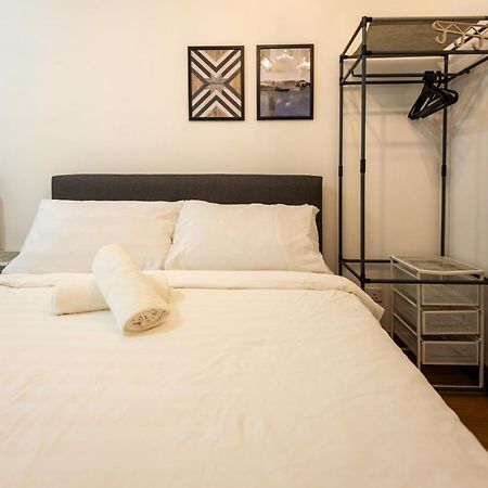 Апартаменты Casa Orient @ Macalister 218 ❈中路218东方之家 3Br 8Pax Джорджтаун Экстерьер фото