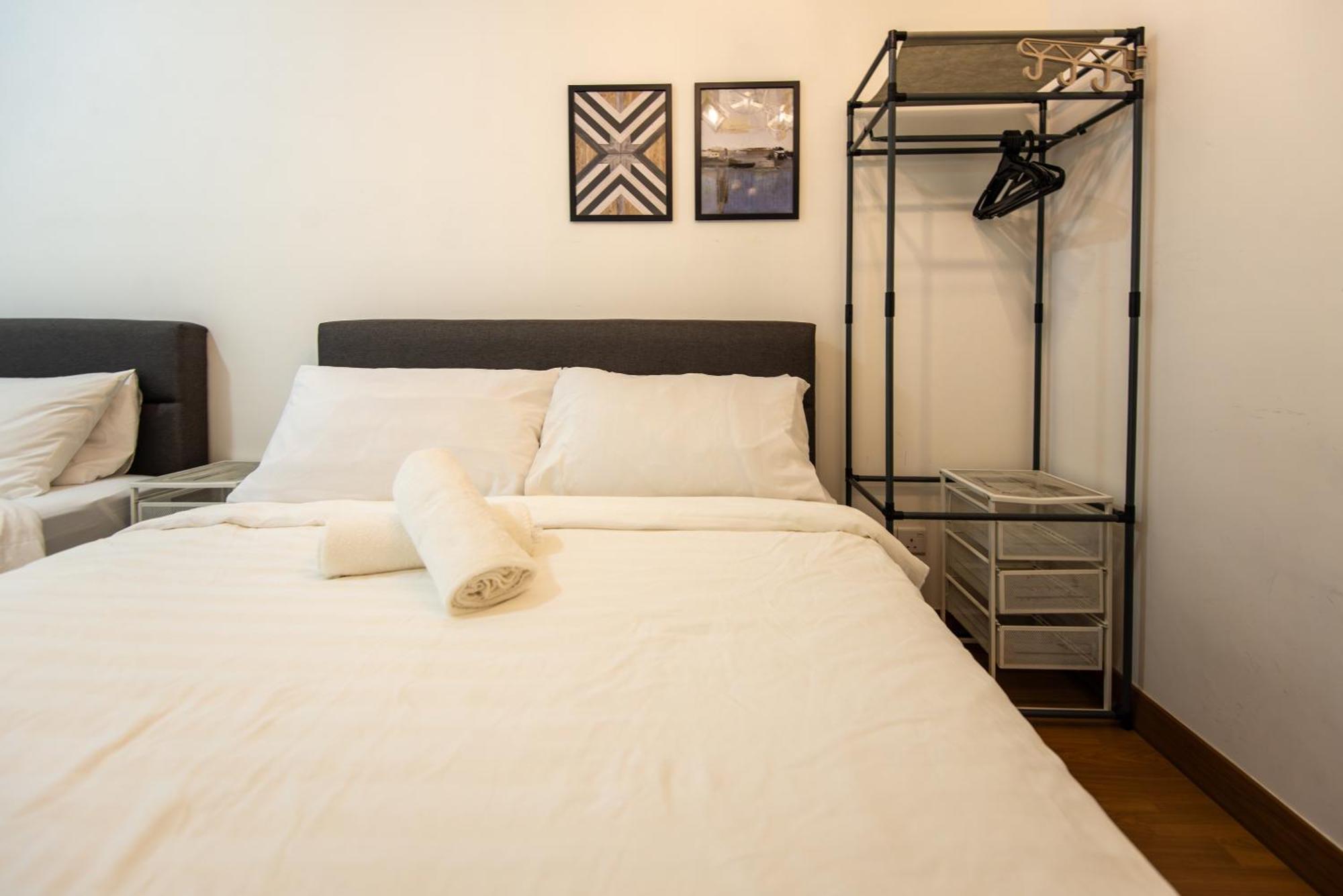 Апартаменты Casa Orient @ Macalister 218 ❈中路218东方之家 3Br 8Pax Джорджтаун Экстерьер фото